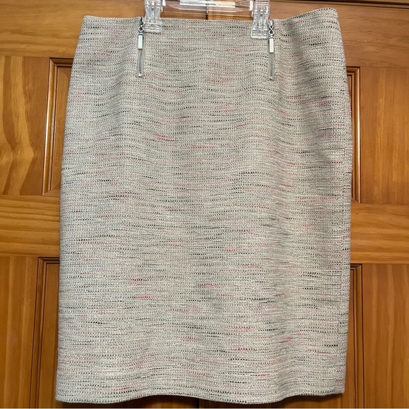 Worth New York Tan Tweed Skirt Size 8